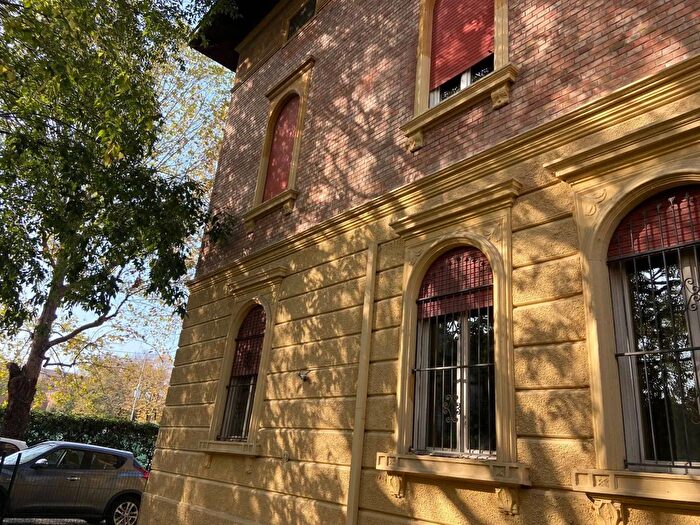 Appartamento con 6 locali in vendita in Via del Pretorio Sassuolo, Sassuolo