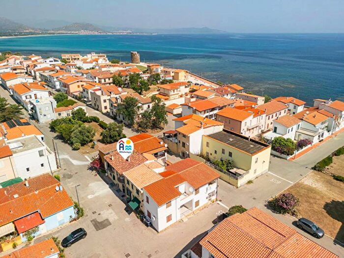 Appartamento con 5 locali in affitto in Via Giovanni Da Verrazzano, Siniscola