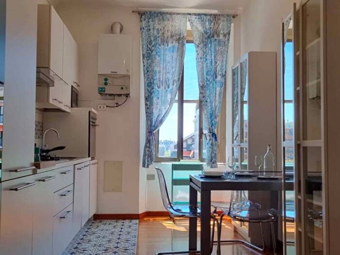 Appartamento bilocale in affitto in Via Andrea Solari, Solari, Milano