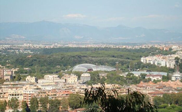 Appartamento con 6 locali in affitto in Via di Villa Emiliani, Roma