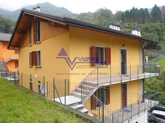 Appartamento trilocale in vendita in Averara