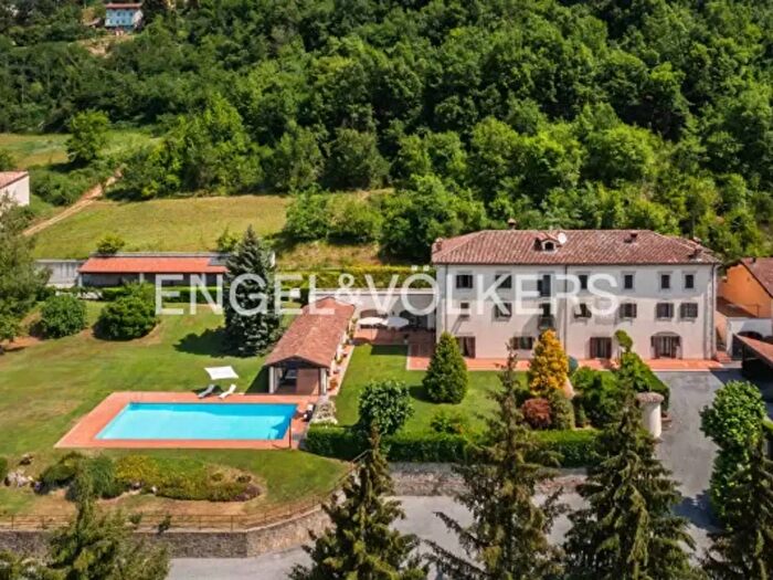 Casa con 6 locali in vendita in Località Nurisio, Priero