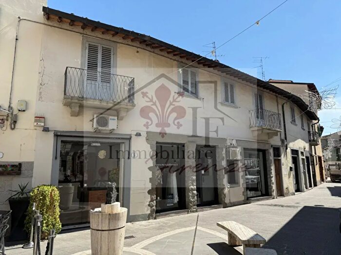 Casa con 7 locali in vendita in Via Giuseppe Verdi, Sesto Fiorentino