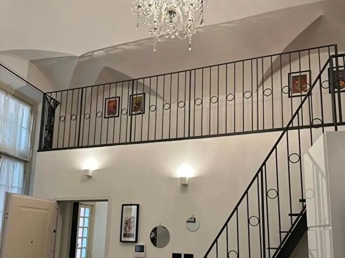 Appartamento con 6 locali in affitto in Piazza Fontane Marose, Genova