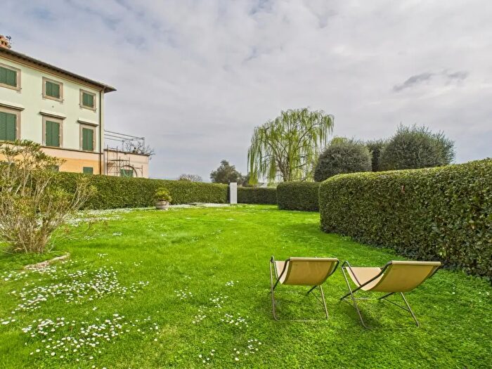 Appartamento trilocale in vendita in Tenimenti dAlessandro, Cortona