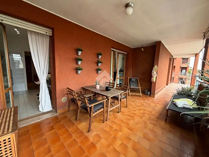 Appartamento bilocale in vendita in Via Adriano, Milano