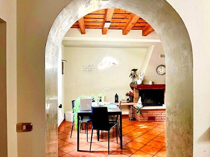 Appartamento con 6 locali in affitto in San Zeno, Verona