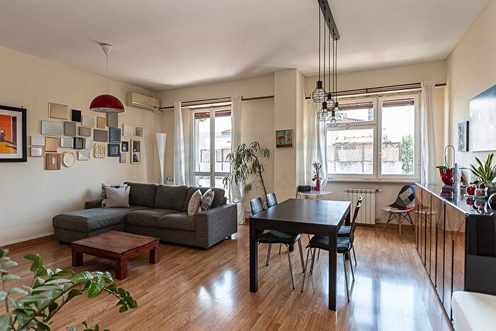 Appartamento con 6 locali in affitto in Via Cassia, Grottarossa Saxa Rubra, Roma