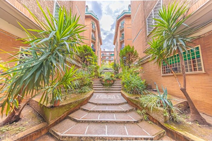 Appartamento trilocale in vendita in Via Guglielmo Marconi, Ciampino