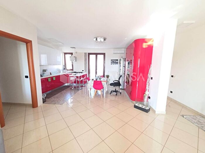 Appartamento quadrilocale in vendita in Via Ammiraglio Vacca, Bitonto