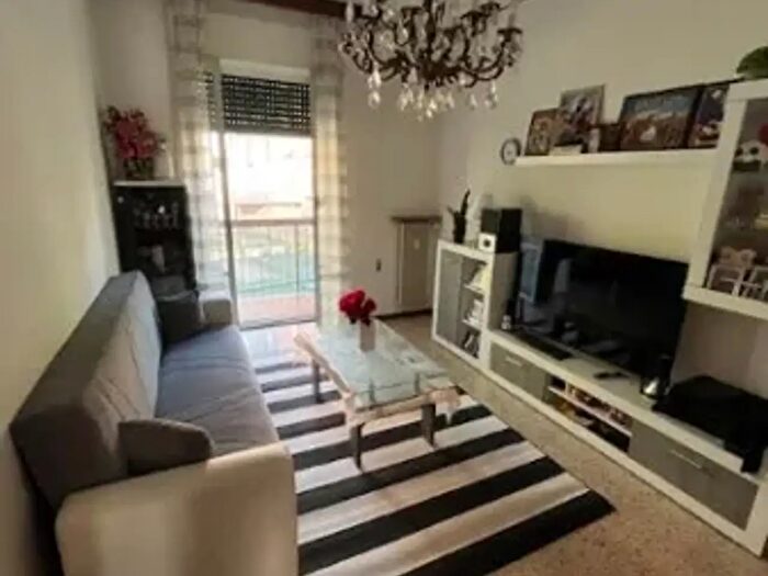 Appartamento con 5 locali in vendita in Via Rodolfo Morandi, Tortona