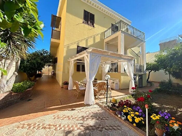 Casa con 5 locali in vendita in Via Persefone, Agrigento