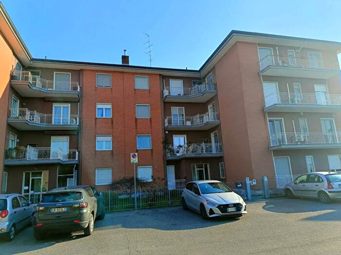 Appartamento trilocale in vendita in Via San Lorenzo, Casale Monferrato