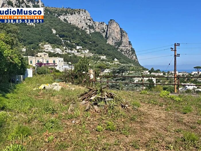 Appartamento con 8 locali in vendita in Via Lo Palazzo, Capri