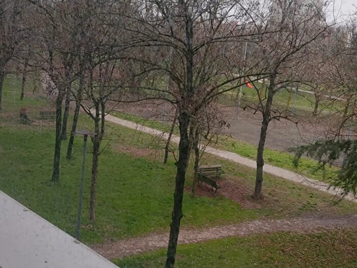 Appartamento quadrilocale in affitto in Via Emilio Salgari, Bologna