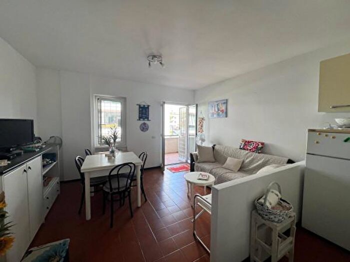 Appartamento bilocale in vendita in Via Renato Pastore, Cerveteri