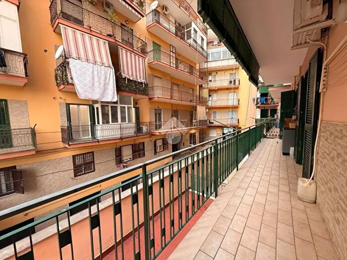 Appartamento trilocale in vendita in Viale Michelangelo, Casavatore