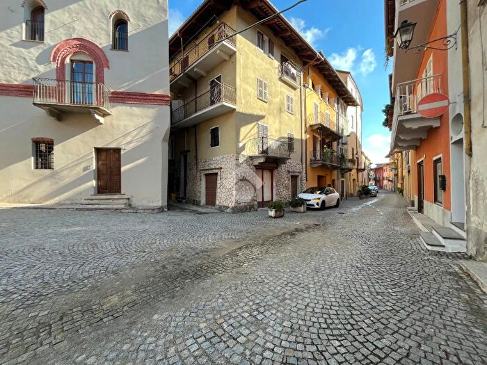 Appartamento trilocale in vendita in Via Vittorio Emanuele III, Revello