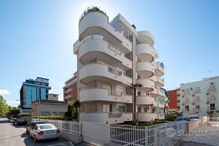 Appartamento bilocale in affitto in Viale Fucini Riccione Rn Italia, Alba Mare, Riccione