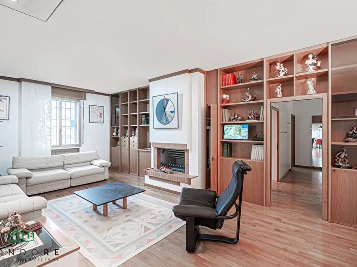 Casa con 8 locali in vendita in Via Friuli, Castel San Pietro Terme