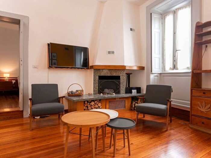Appartamento trilocale in affitto in Via de Gradi, Centro Storico, Monza