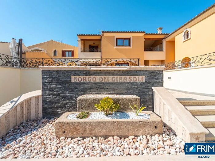 Appartamento trilocale in vendita in Via dei Girasoli, Olbia