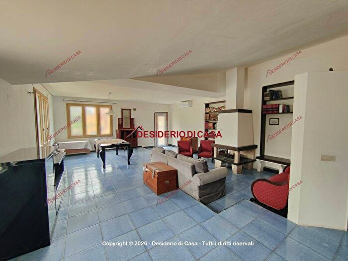 Casa con 6 locali in affitto in Via Carlo Alberto Dalla Chiesa, Centro, Terrasini