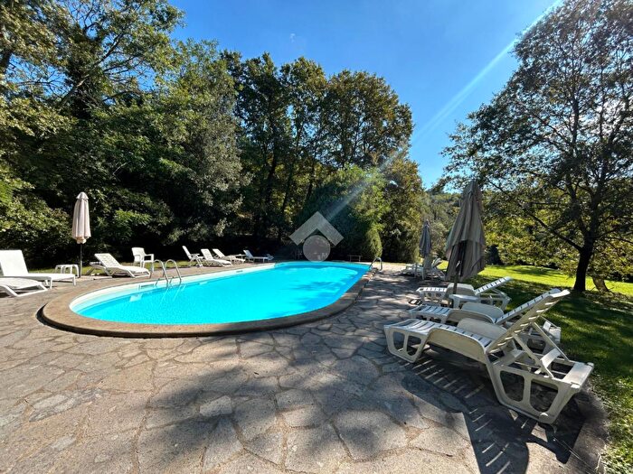 Casa con 6 locali in vendita in Località San Giorgio, Orvieto