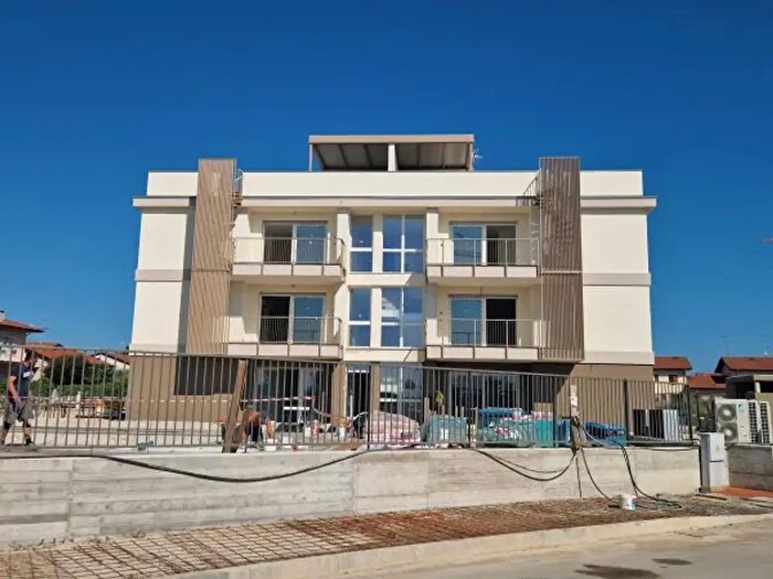 Appartamento bilocale in vendita in Via dei Colli Storici, Desenzano Del Garda