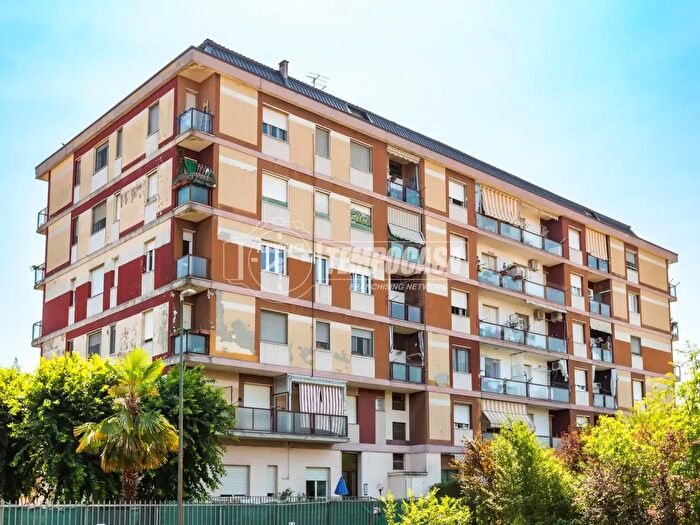 Appartamento trilocale in vendita in Via Monti, Chieri