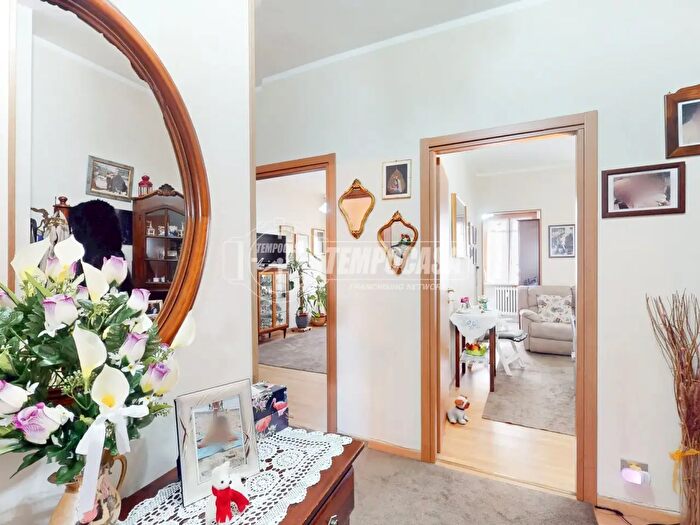 Appartamento trilocale in vendita in Via Martiri della Libertà, La Loggia