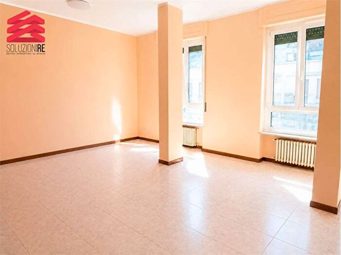 Appartamento trilocale in affitto in San Paolo, Novara