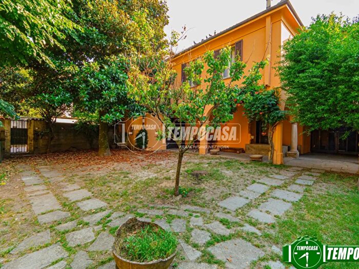 Appartamento quadrilocale in vendita in Via Albertini, Pavia