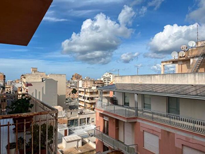 Appartamento con 6 locali in vendita in Via San Giovanni Bosco, Marsala