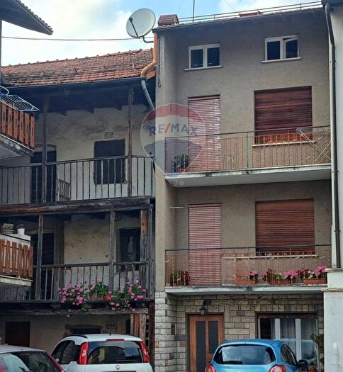 Casa con 5 locali in vendita in Sorriva, Sovramonte