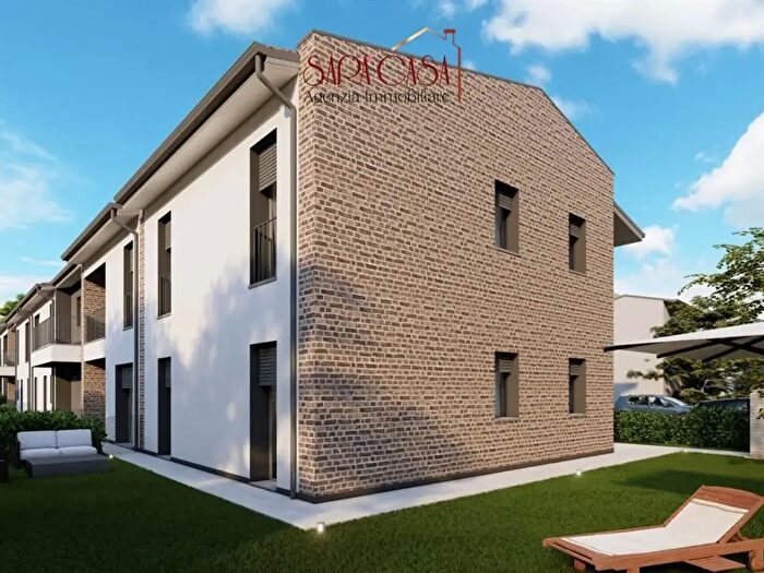 Appartamento trilocale in vendita in Via Fratelli Rosselli, Faenza