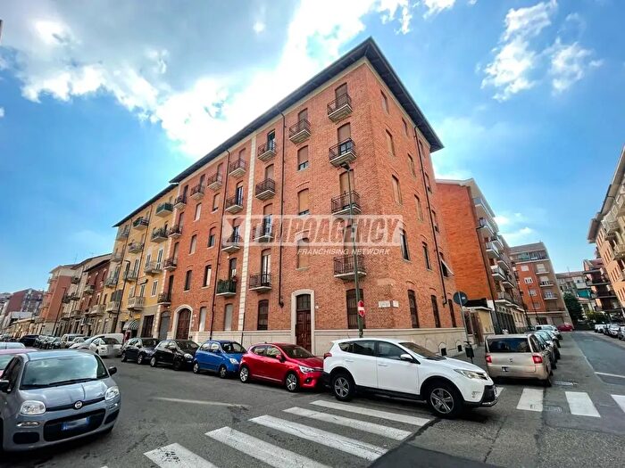 Appartamento trilocale in vendita in Via Pietrino Belli, Torino