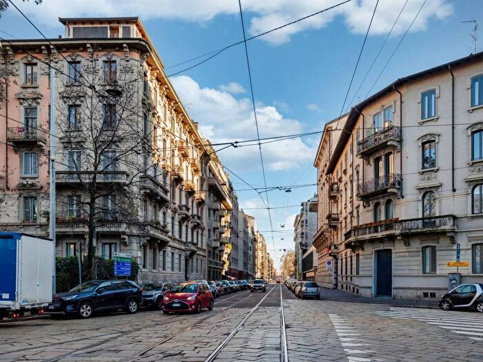Appartamento bilocale in affitto in Viale Coni Zugna, Dezza, Milano