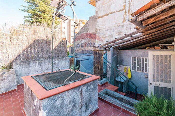 Casa trilocale in vendita in Via Guglielmo Marconi, Tremestieri Etneo