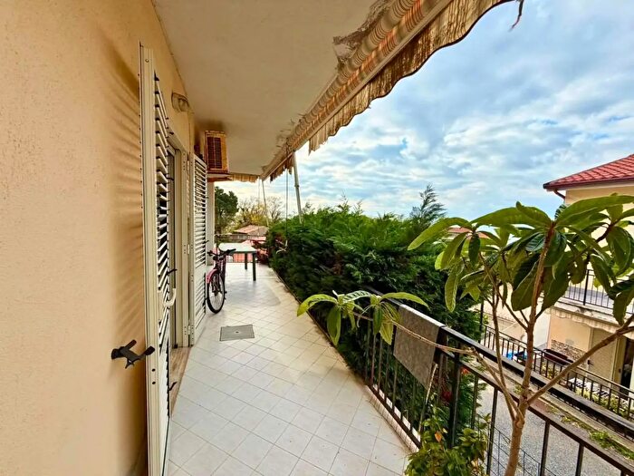 Appartamento con 5 locali in vendita in Ponte di Ferro, Belvedere Marittimo