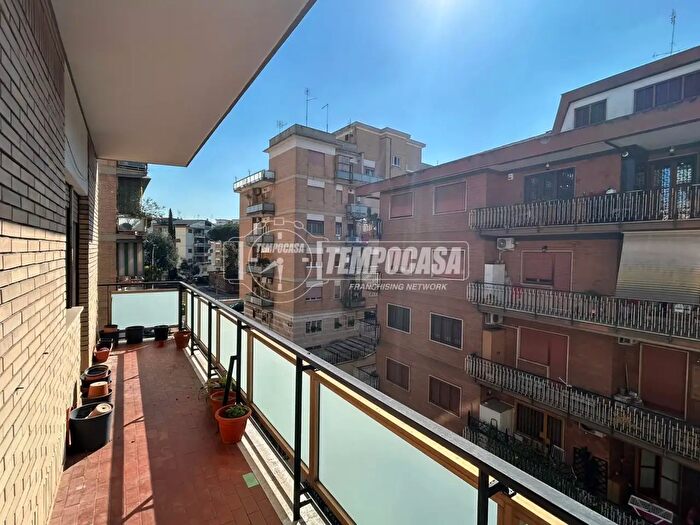 Appartamento bilocale in vendita in Roma