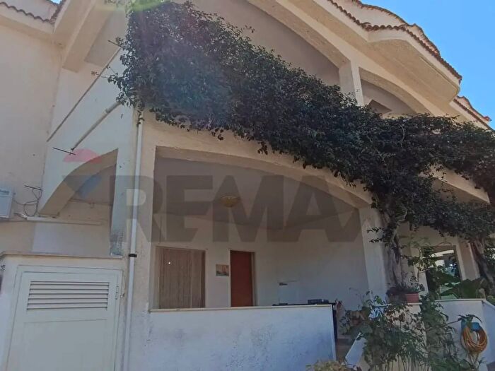 Casa quadrilocale in vendita in Via Isola di Corfù Snc, Cagnano Varano