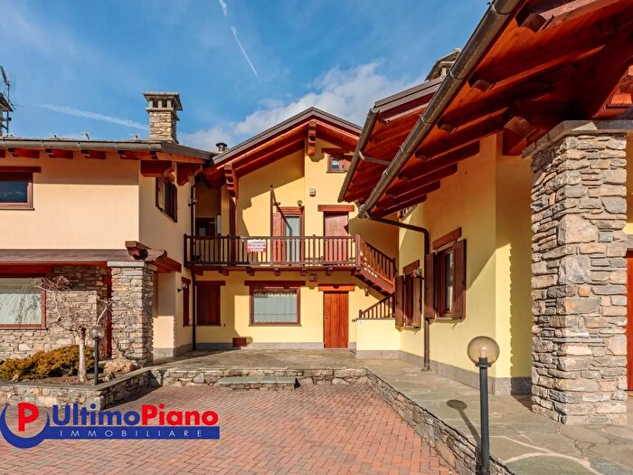 Appartamento quadrilocale in vendita in Frazione Lalex, Sarre