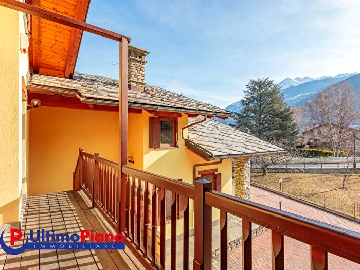 Case in Vendita e in Affitto - 2