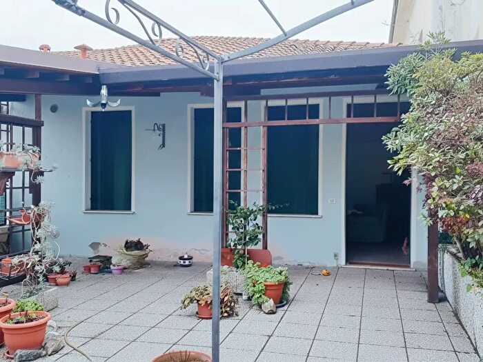 Appartamento con 5 locali in vendita in Adria Via Angeli, Adria