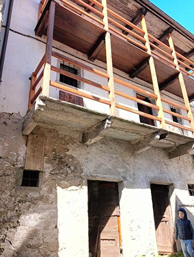 Casa trilocale in affitto in Frazione Piaggio, Piaggio Mugnè, Varzo