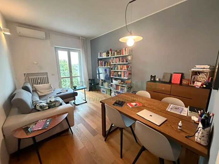 Appartamento bilocale in vendita in Viale Sarca, Milano