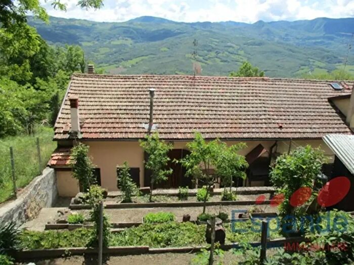 Casa quadrilocale in vendita in Castel Di Casio