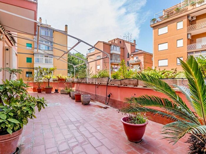 Appartamento bilocale in affitto in Via dellAcquedotto del Peschiera, Gemelli Pineta Sacchetti, Roma