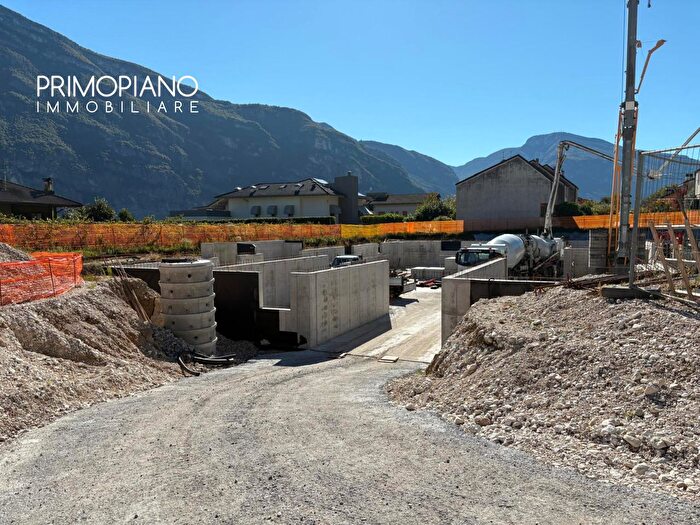 Appartamento trilocale in vendita in Via del Porto, Aldeno